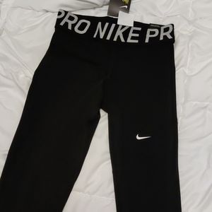 NWT nike pro leggings